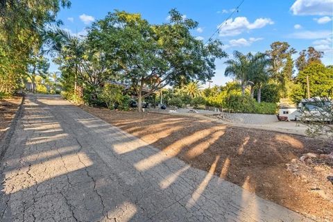 Tiny photo for 682 Ora Avo Lane, Vista, CA 92084 (MLS # NDP2510242)