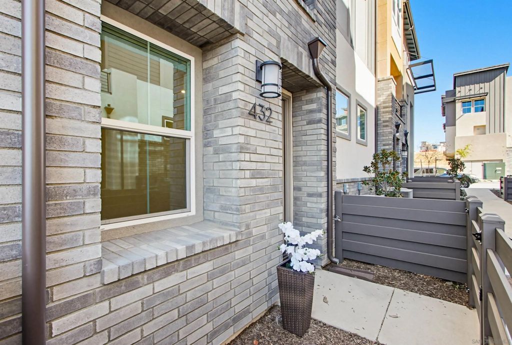 Photo of 432 Caliper Way, San Marcos, CA 92078 (MLS # 260002442)