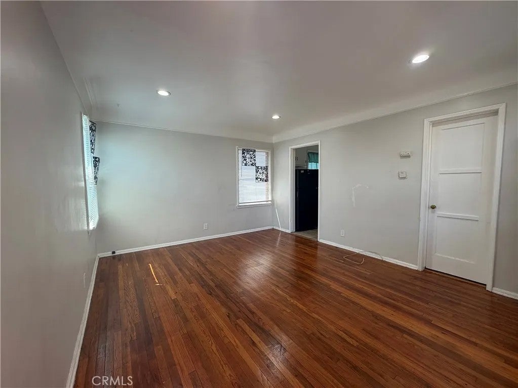 Photo of 5646 Farmdale Avenue, North Hollywood, CA 91601 (MLS # SR26186356)