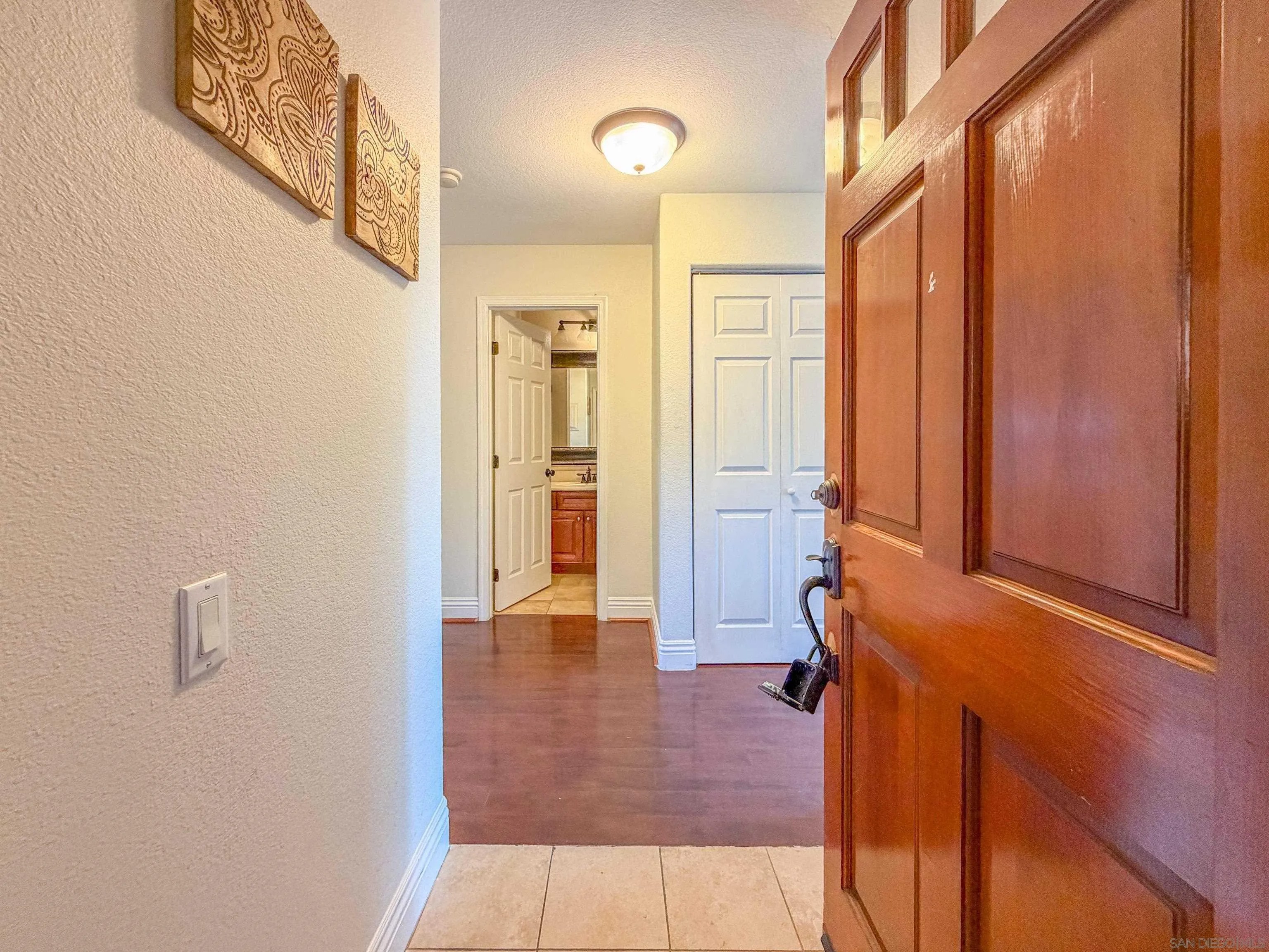 3167 Via Alicante 242