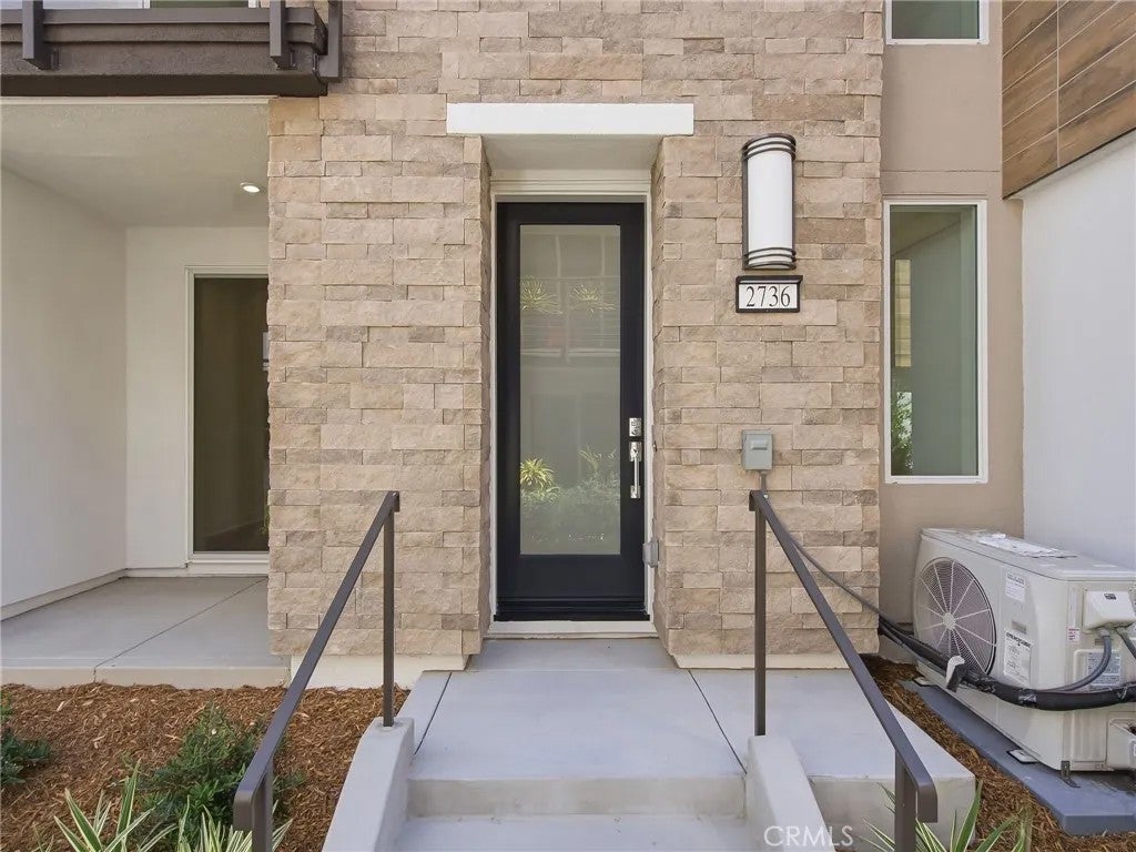 2736 Everly Drive