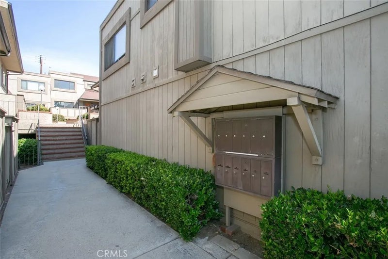 503 E Tujunga Avenue B