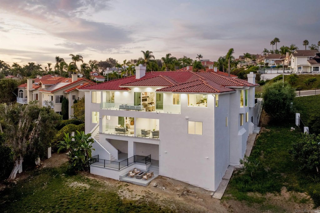 Photo of 4702 Telescope Ave, Carlsbad, CA 92008 (MLS # 260022951)