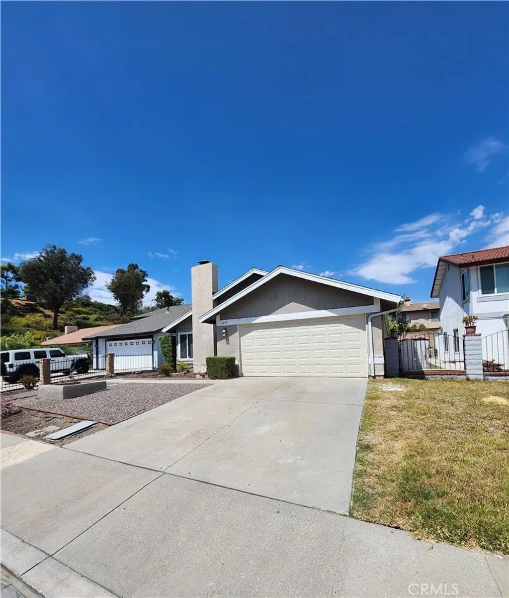 Photo of 2417 E Gloria, West Covina, CA 91792 (MLS # CV25253938)