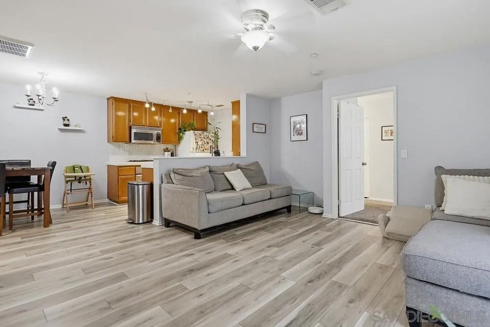 9728 Marilla Dr 205