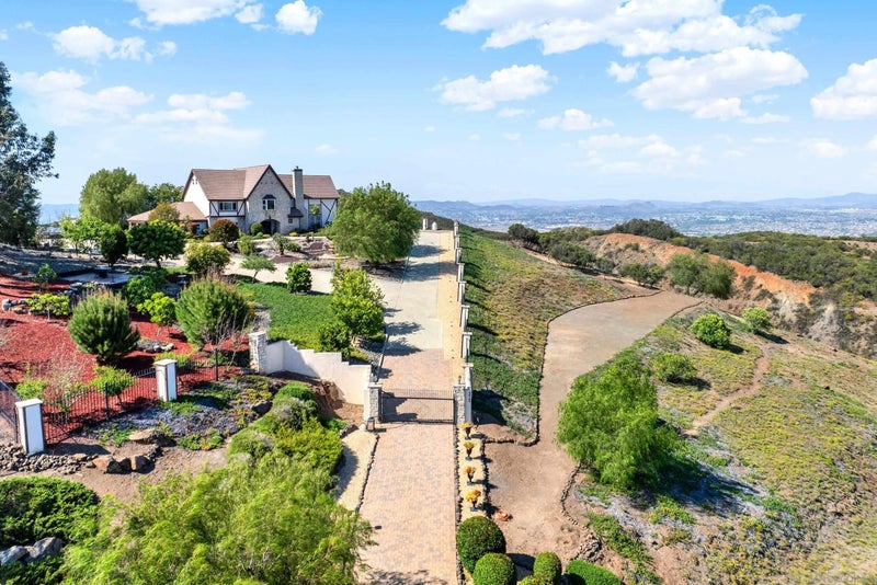 26780 Camino Seco