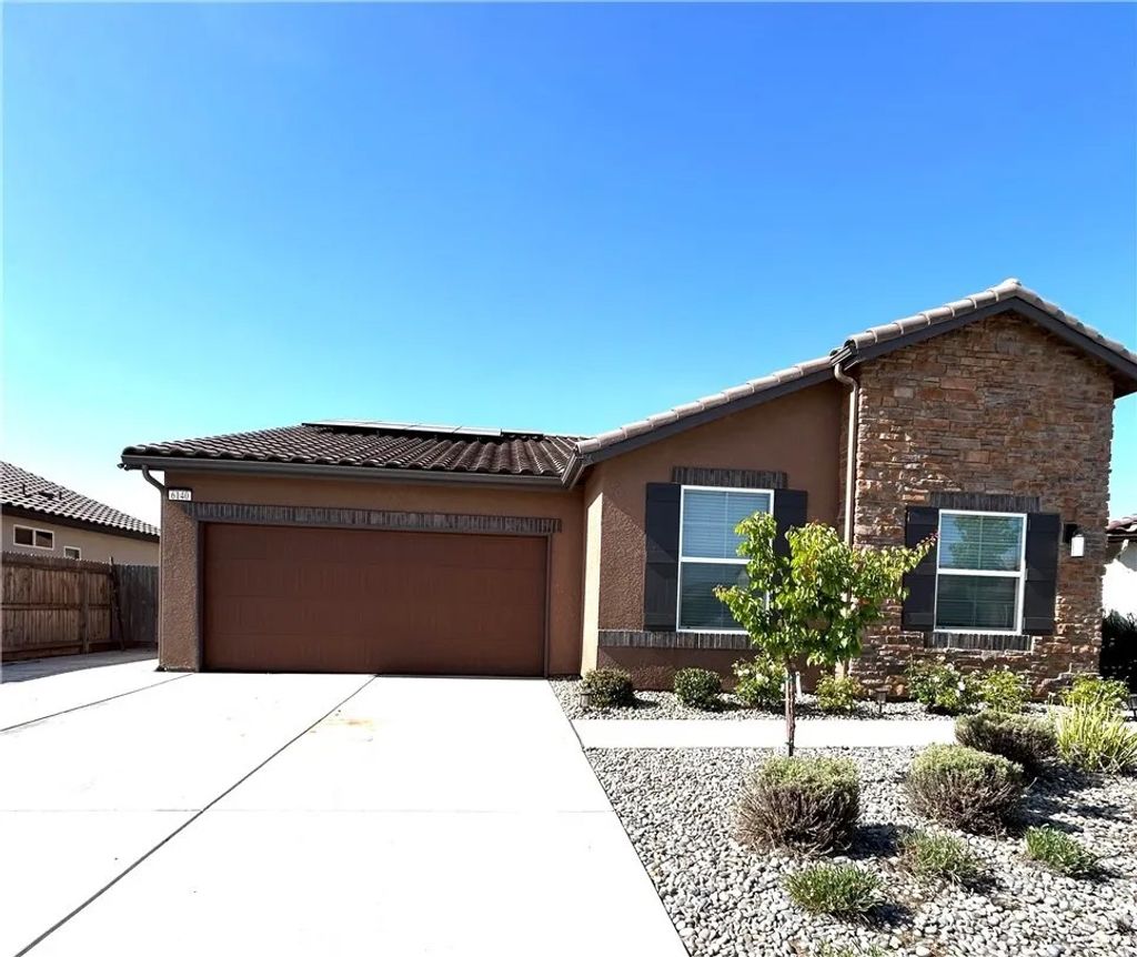 Photo of 6140 E Laurel Ave, Fresno, CA 93727 (MLS # TR26046873)