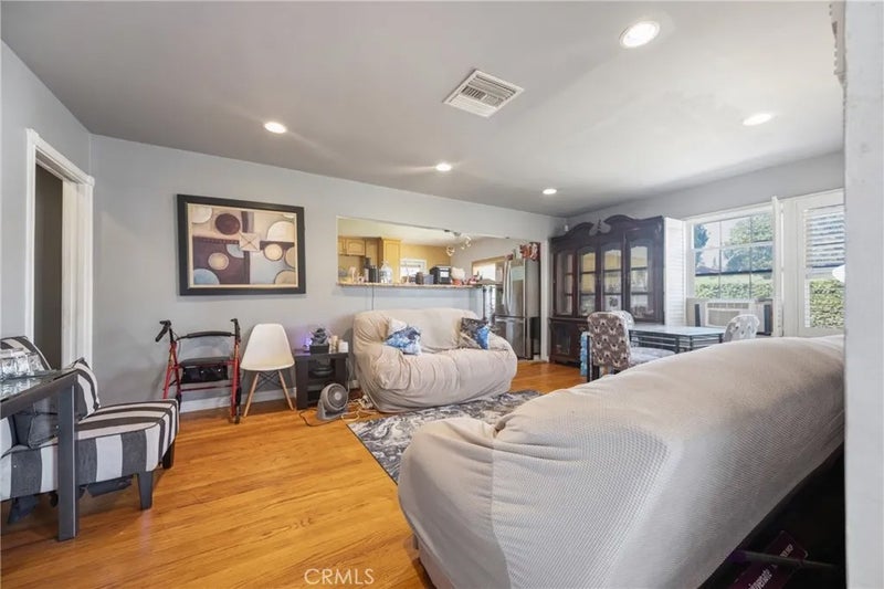 191 S San Gabriel