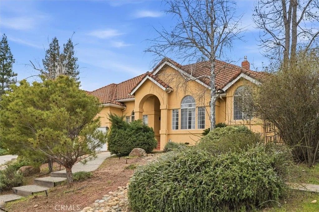 Photo of 40484 Goldside Drive, Oakhurst, CA 93644 (MLS # FR26049444)