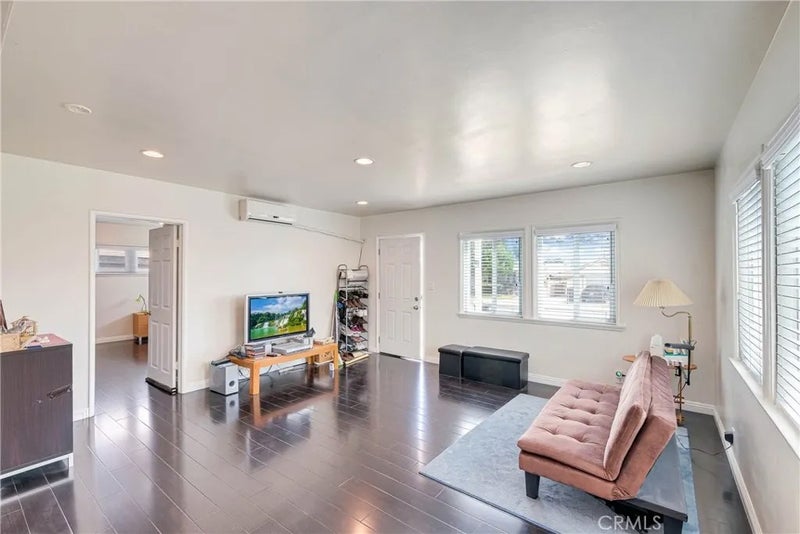 423 Florence Ave