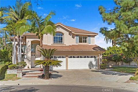 Photo of 11 Pienza, Irvine, CA 92606 (MLS # OC25245659)