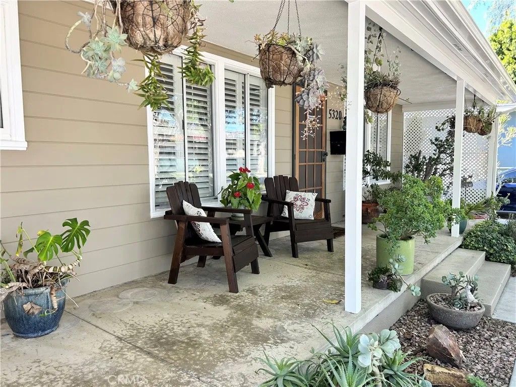 Photo of 5320 E Pavo Street, Long Beach, CA 90808 (MLS # PW26038422)