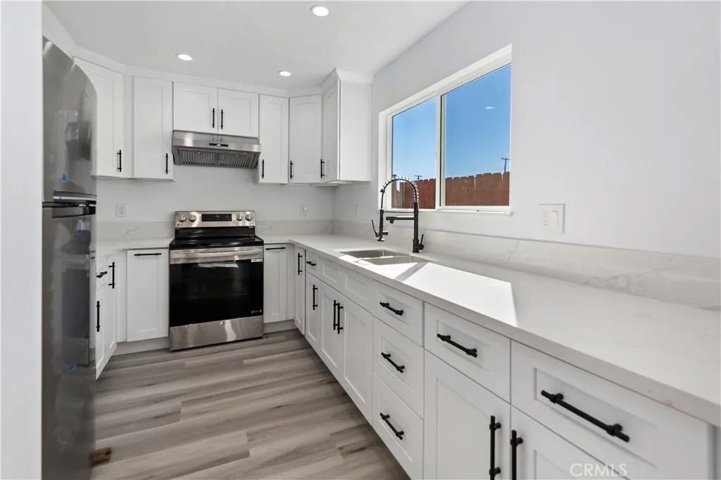 37918 Palm Vista