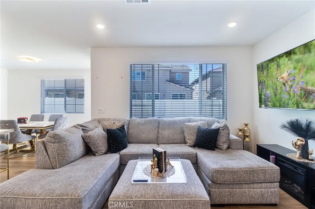 2448 Powell