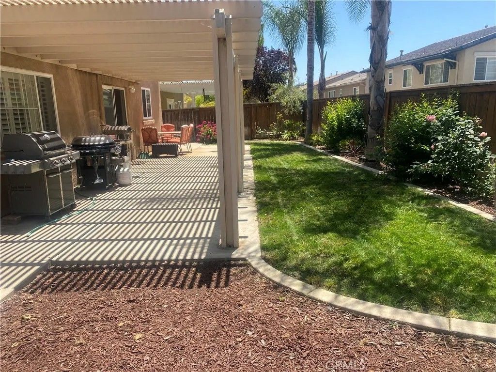 Photo of 31822 Sandhill Lane, Temecula, CA 92591 (MLS # SW26030774)