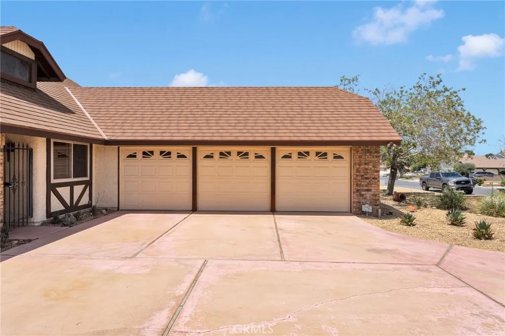 12780 Santa Anita Trail