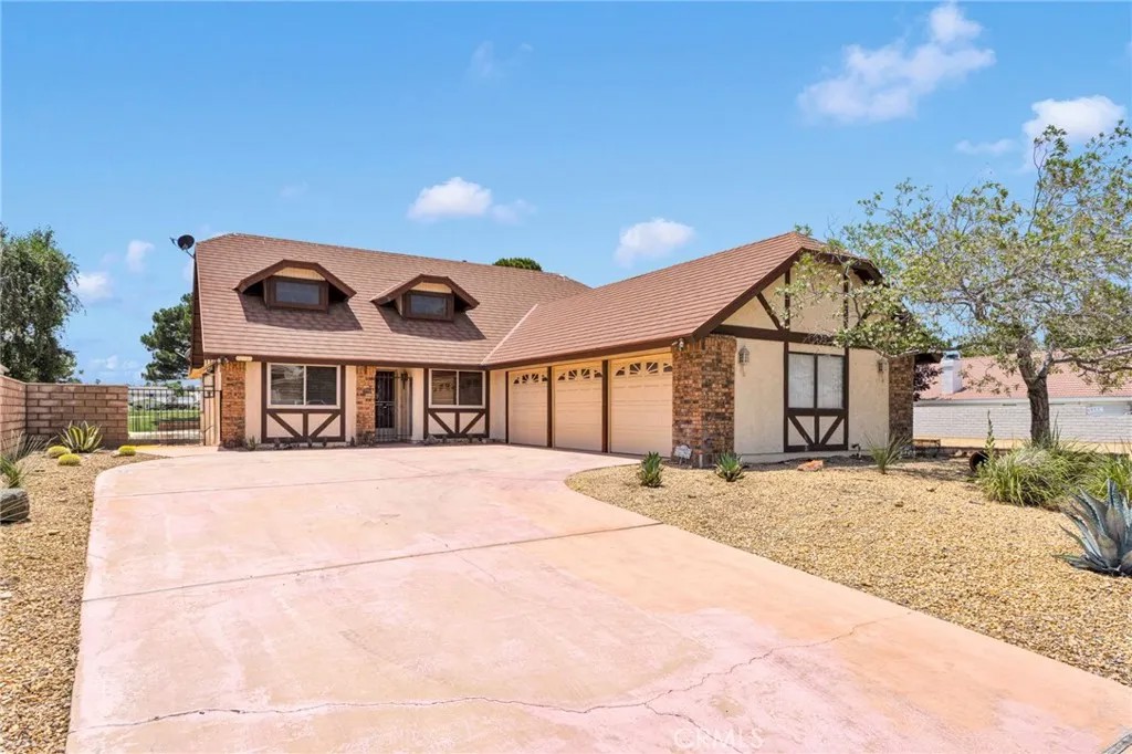 12780 Santa Anita Trail