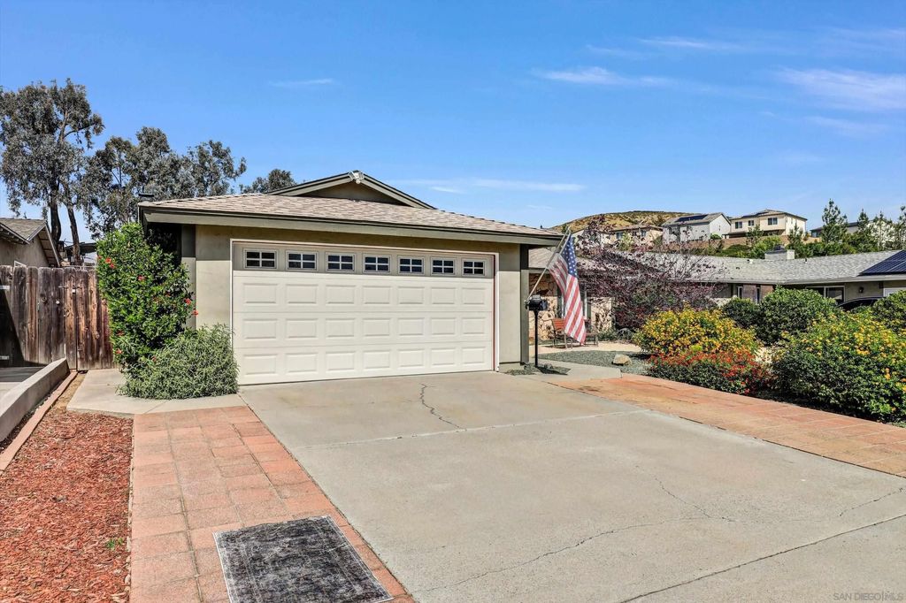 Photo of 9532 Medina Dr, Santee, CA 92071 (MLS # 260009180)