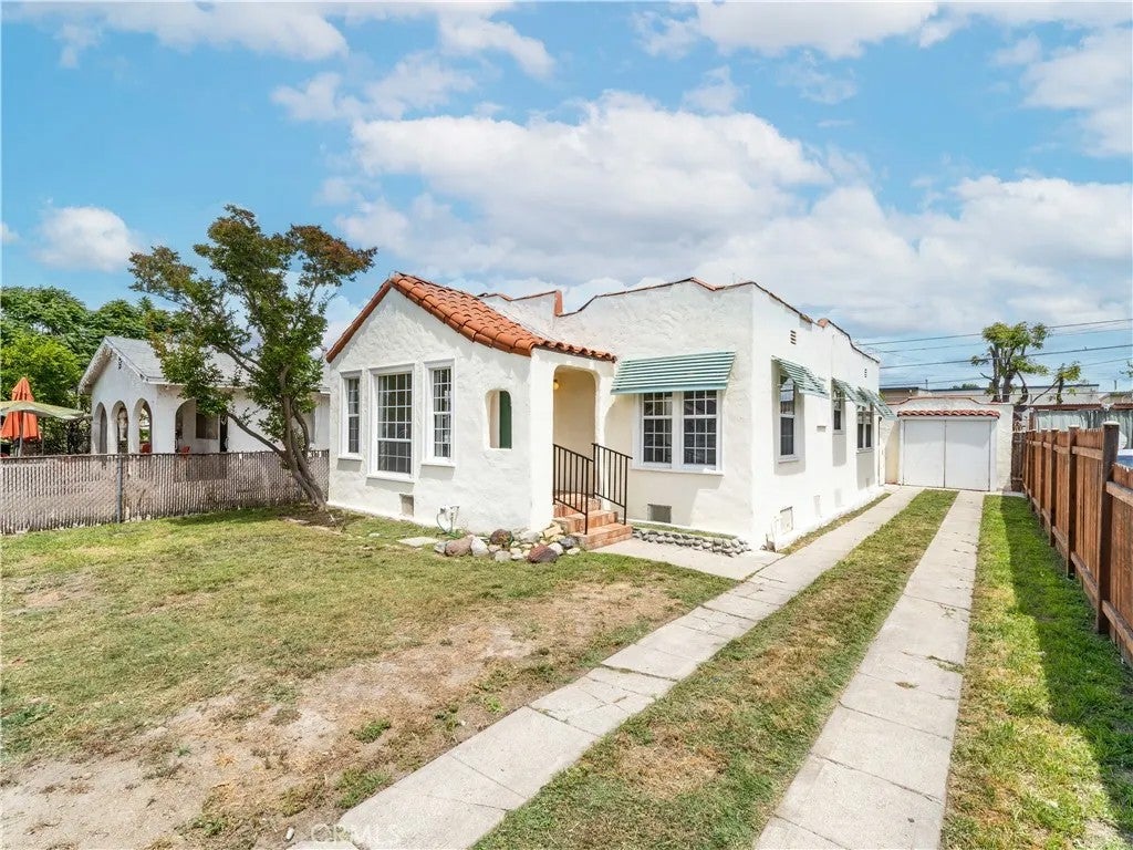 4638 Pine