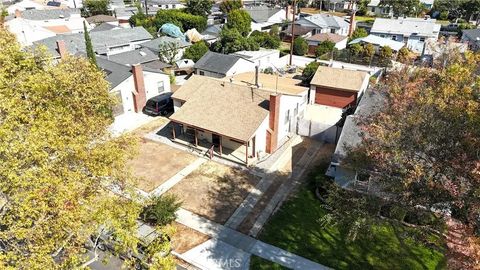 Tiny photo for 4392 Elm Avenue, Long Beach, CA 90807 (MLS # CV25245767)
