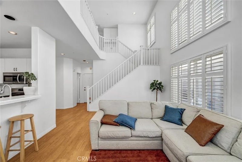 1172 Davis