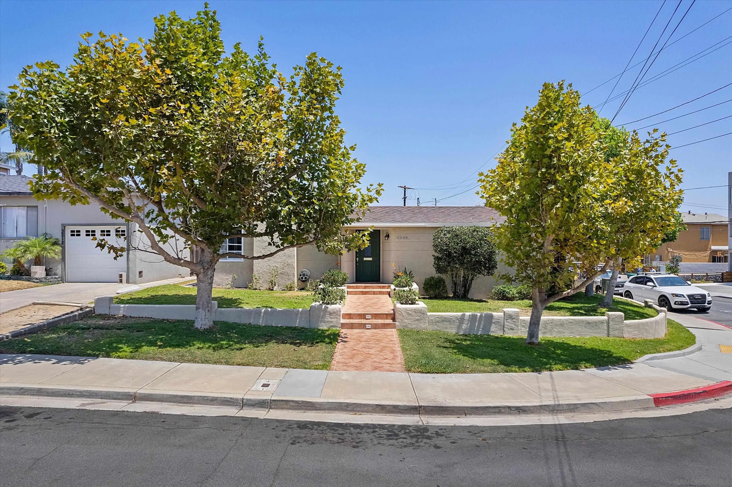 3204 Ingelow St.