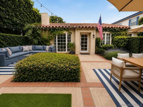 Photo of 950-958 B Avenue, Coronado, CA 92118 (MLS # 260014975)