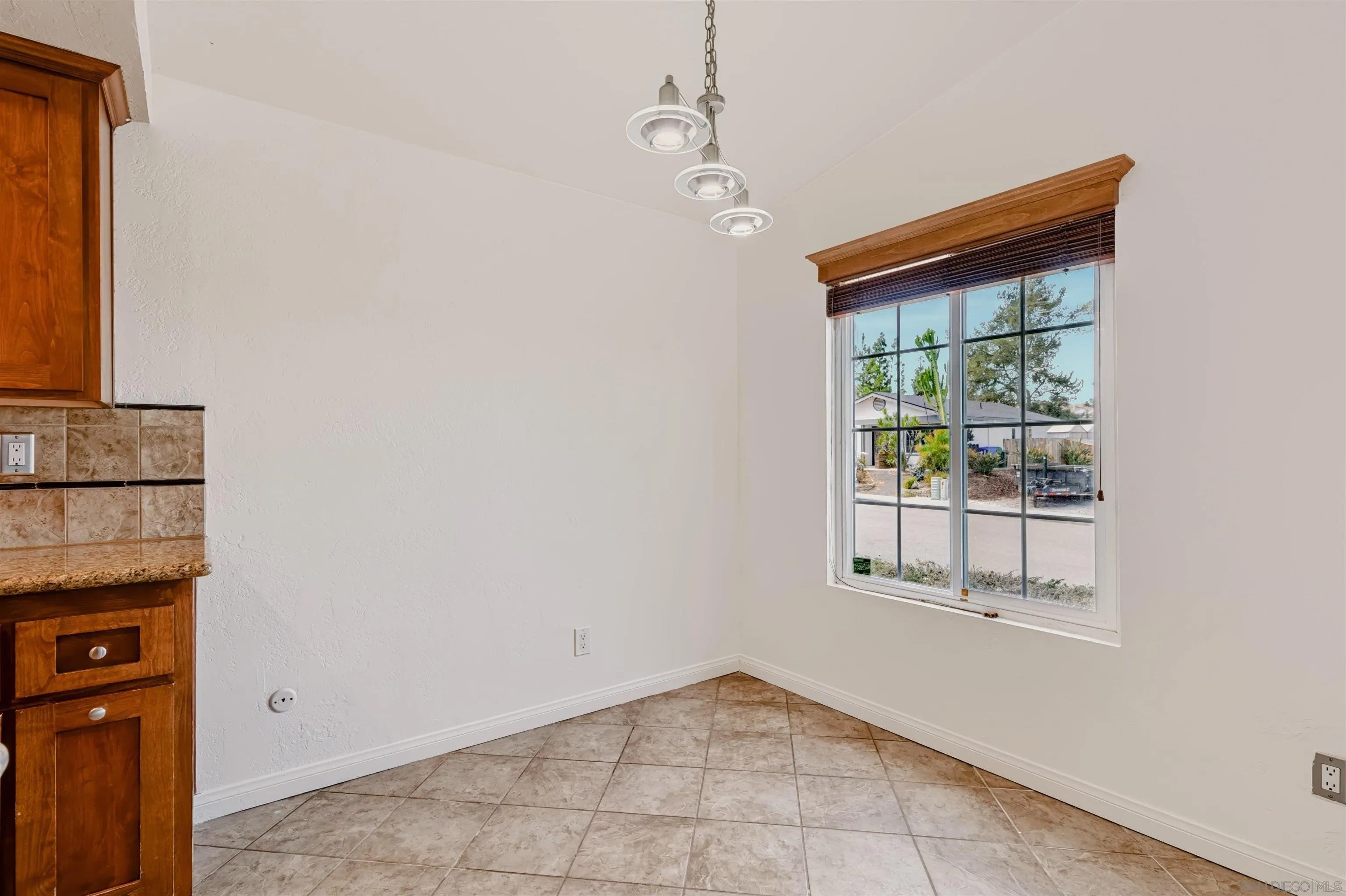 5127 Mandarin Drive