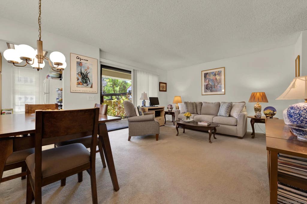 Photo of 13211 Wimberly Sq #285, San Diego, CA 92128 (MLS # 260018540)