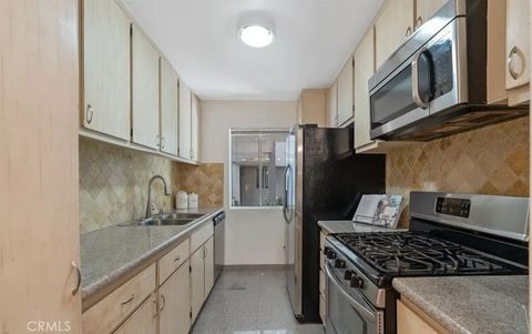 20134 Leadwell Street 159 Winnetka CA 91306