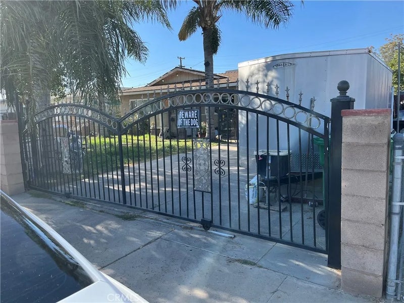 2508 Henley