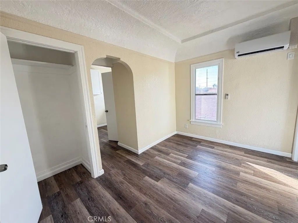 Photo of 932 W 74th Street, Los Angeles, CA 90717 (MLS # SR26049795)