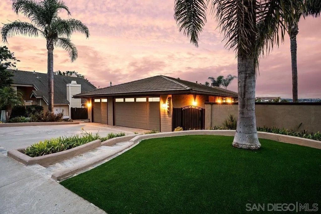 Photo of 2606 Galicia Way, Carlsbad, CA 92009 (MLS # 260004009)
