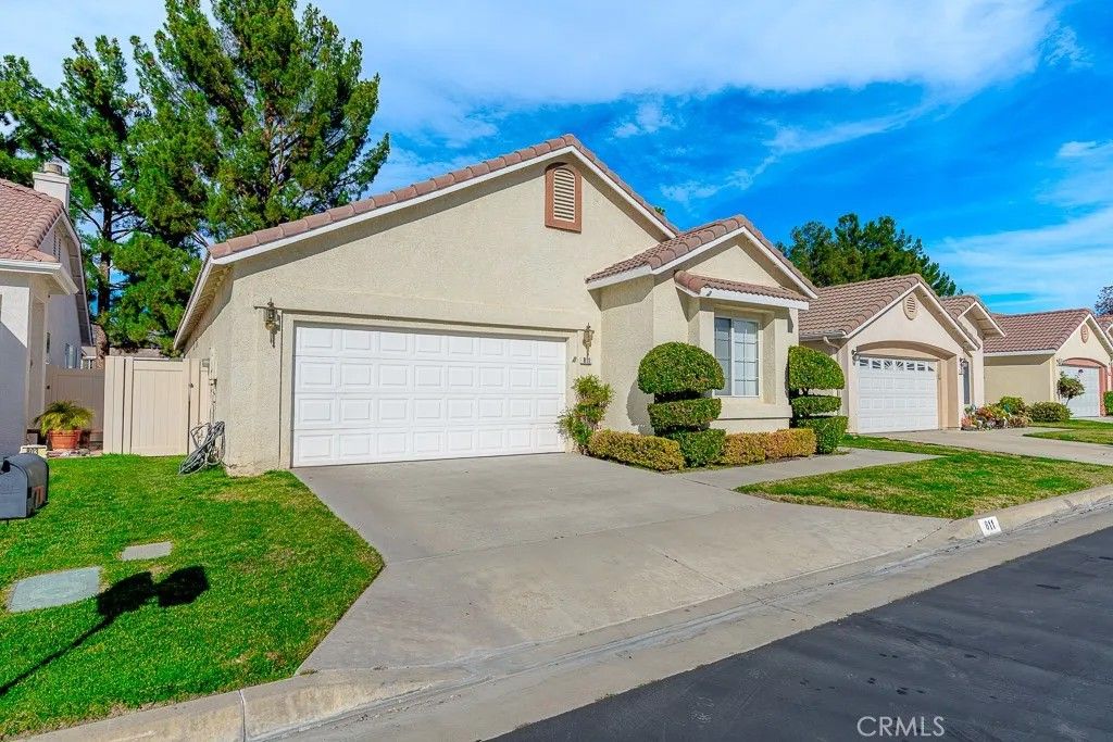 Photo of 811 Camino De Plata, San Jacinto, CA 92583 (MLS # SW25278469)
