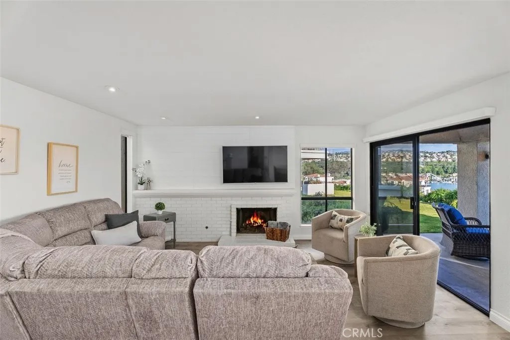 22522 Campos