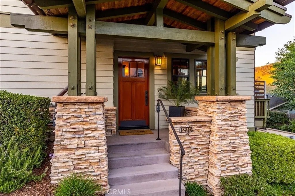 290 Ocean Oaks Lane
