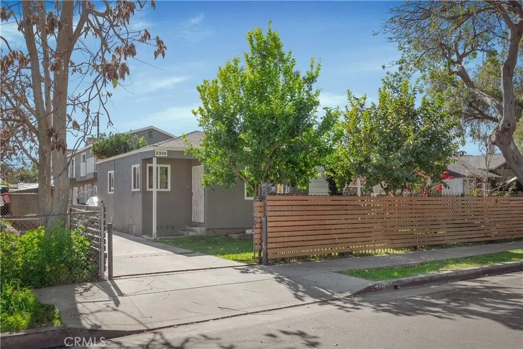 Photo of 3310 Palm Ave, Lynwood, CA 90262 (MLS # SB26039548)