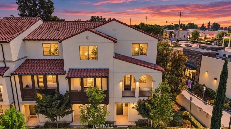 2629 Winston Court