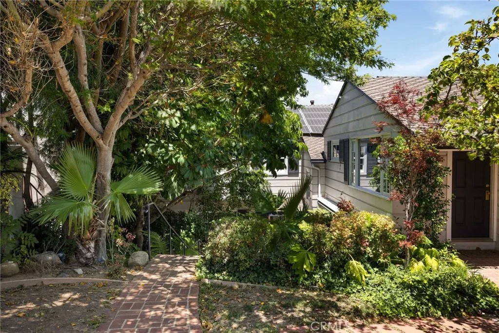 3704 Prestwick