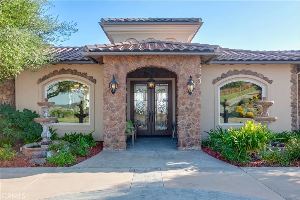 26088 Calle Catrina