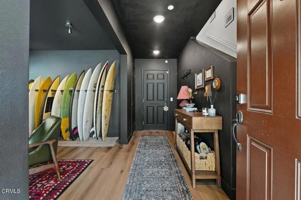 525 Coconut Lane