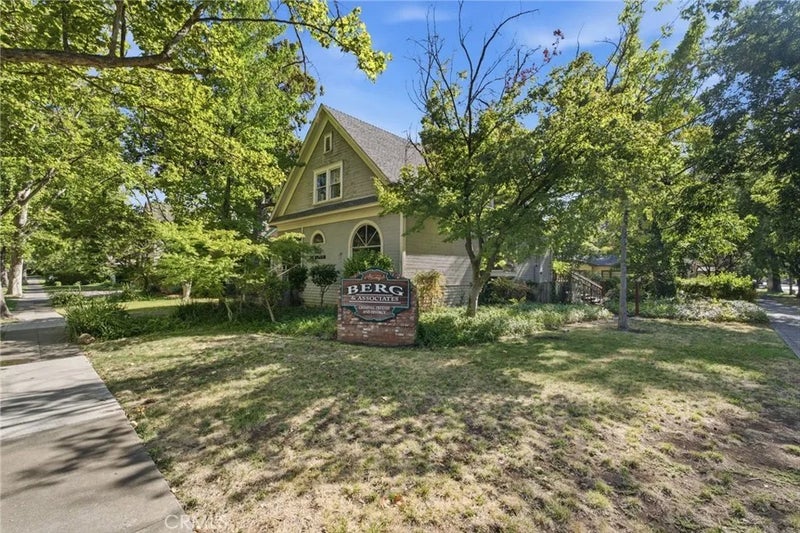 1361 Esplanade