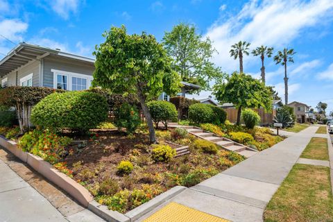 1971 Ebers Street San Diego CA 92107