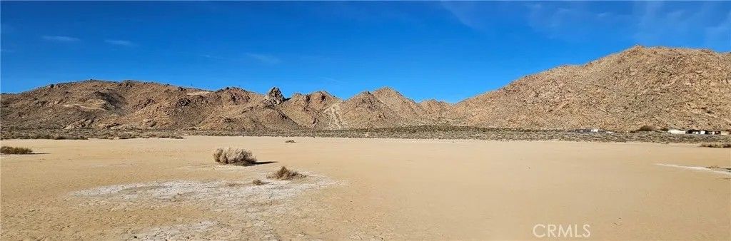 Photo of 0 Syracuse Rd, Lucerne Valley, CA 92356 (MLS # HD26011013)