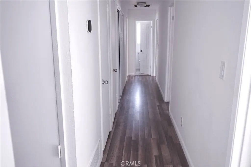755 W Holguin