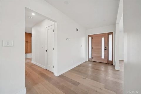 Tiny photo for 1098 Syracuse Dr, Claremont, CA 91711 (MLS # DW25272708)