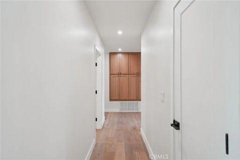 Tiny photo for 1098 Syracuse Dr, Claremont, CA 91711 (MLS # DW25272708)