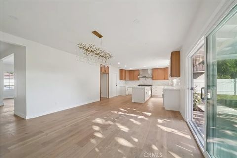 Tiny photo for 1098 Syracuse Dr, Claremont, CA 91711 (MLS # DW25272708)