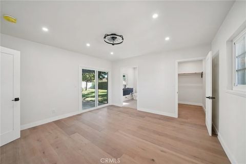 Tiny photo for 1098 Syracuse Dr, Claremont, CA 91711 (MLS # DW25272708)