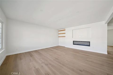 Tiny photo for 1098 Syracuse Dr, Claremont, CA 91711 (MLS # DW25272708)